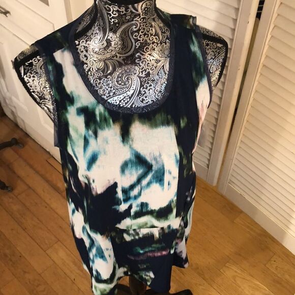 NWT Simply Vera Chiffon Tank Blouse Sheer collar detail Poly Spandex stretch - Picture 5 of 12